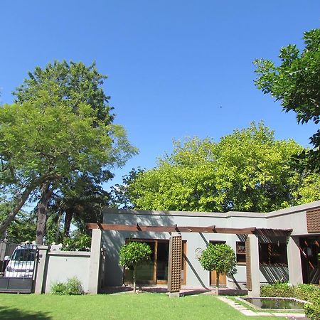 Caledon 31 Hotel George Bagian luar foto